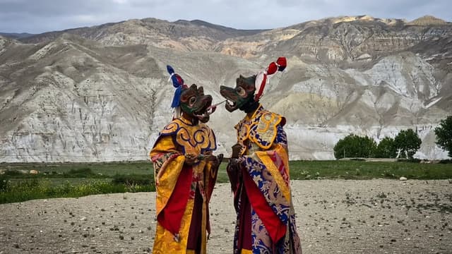 Nepal Trekking Souvenirs & Shopping 2026 — Nepal