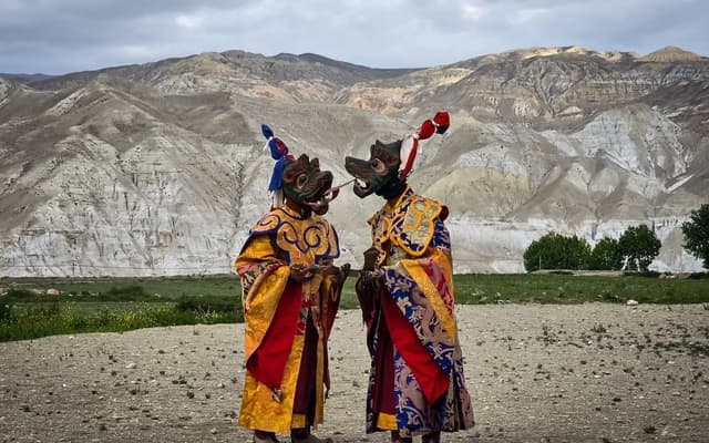 Nepal Trekking Souvenirs & Shopping 2026 — Nepal