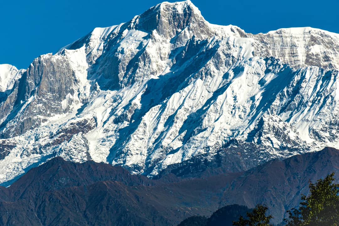 Stunning view of snowcapped Himalayan mountains showcasing natural beauty and grandeur.