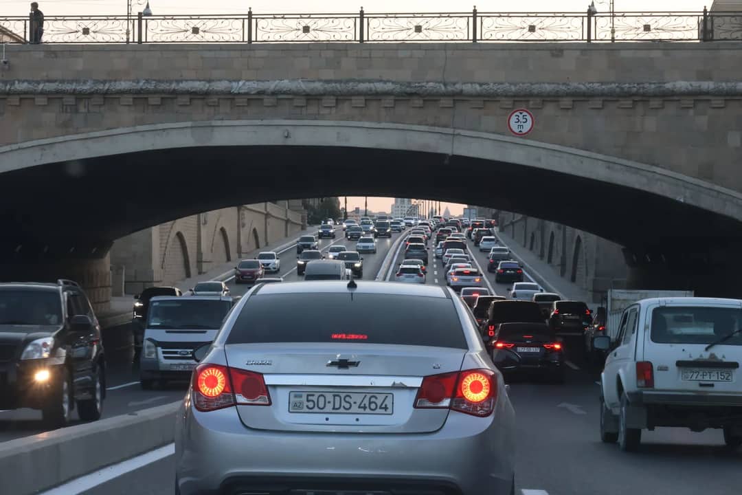 Cars queuing on a highway