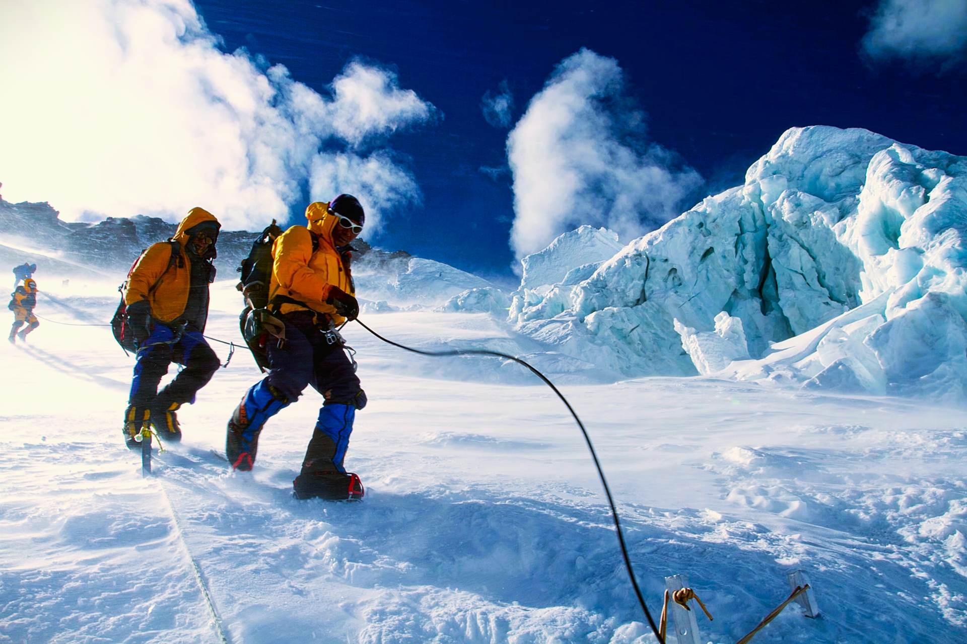 Sherpas Aren't Just Acclimatized to Everest — Their DNA Is Borrowed From an Extinct Human Species