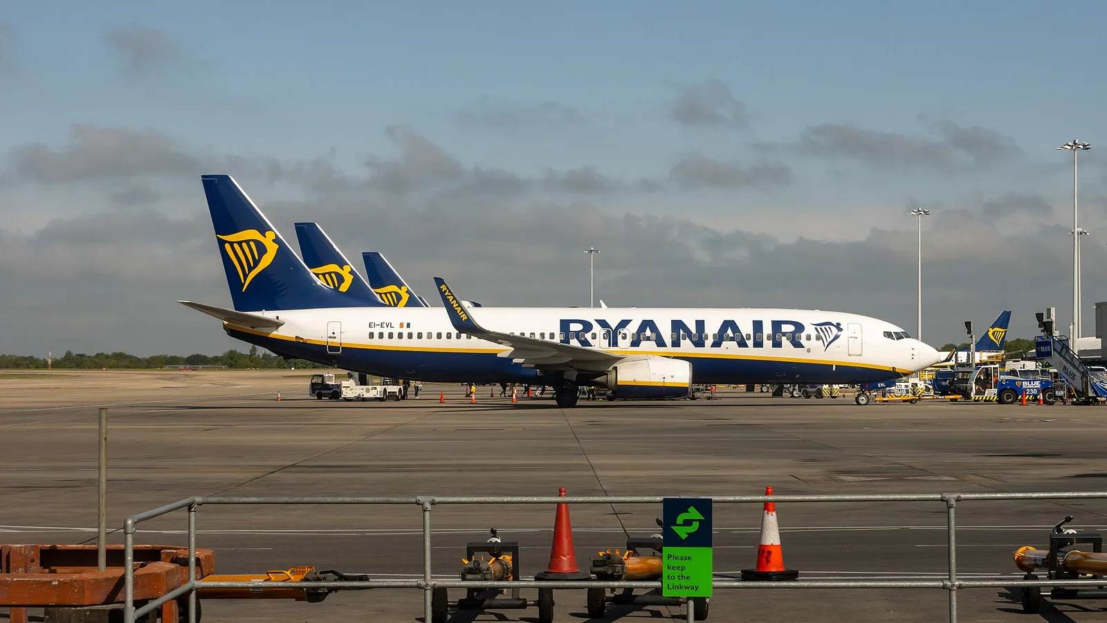 Ryanair Cancelled More Than 1,000 Flights in September, Here’s What You’re Owed When Air Traffic Control Is to Blame