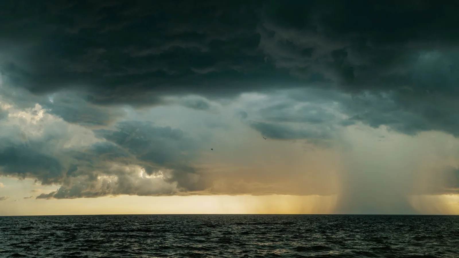 Typhoon Champi Is Closing In on Guam, Here’s What You’re Owed If Your Flight Is Cancelled