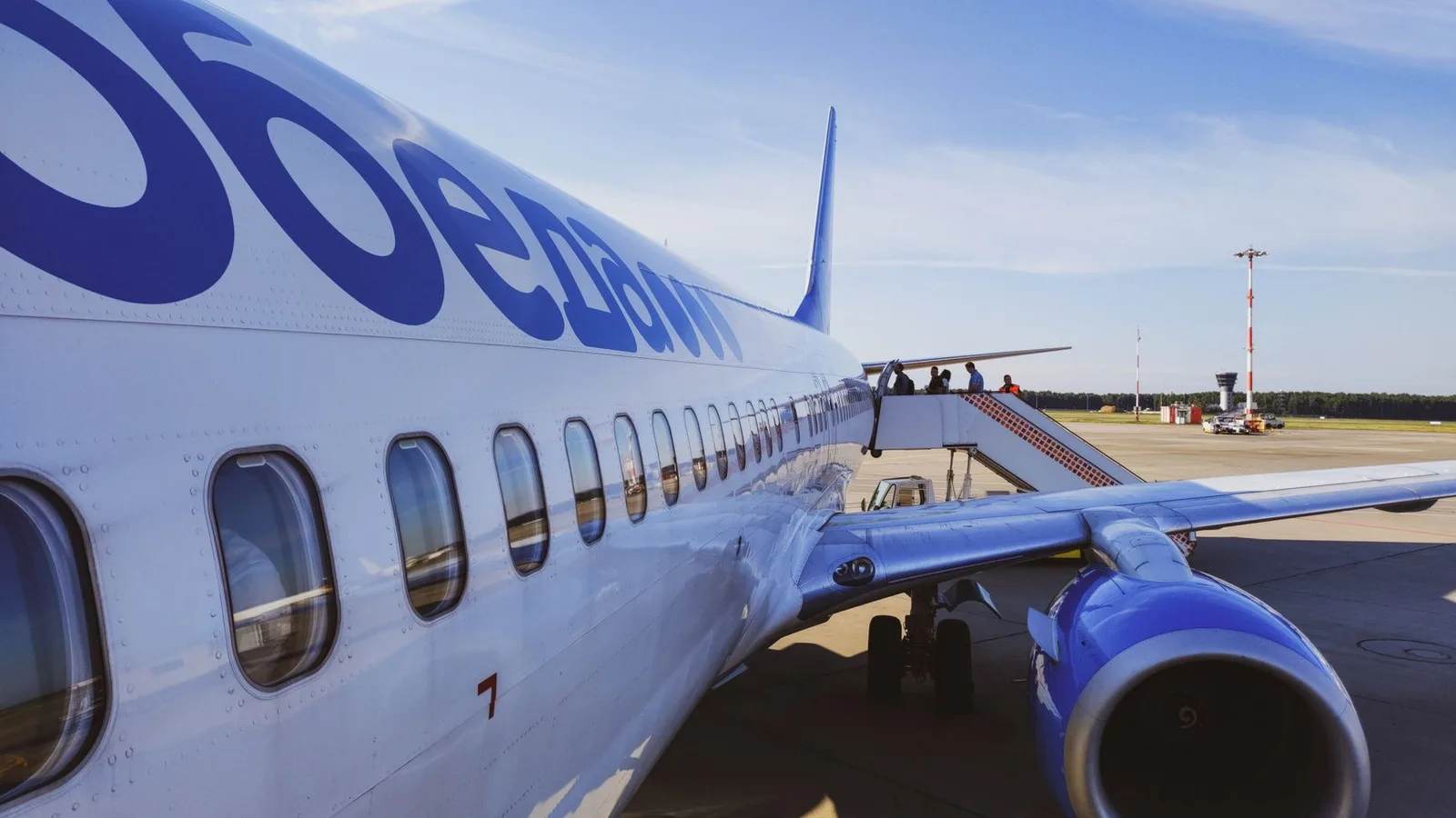 Britain Plans to Ban Airlines From Charging You to Sit Next to Your Child, Here’s What Actually Changes and When