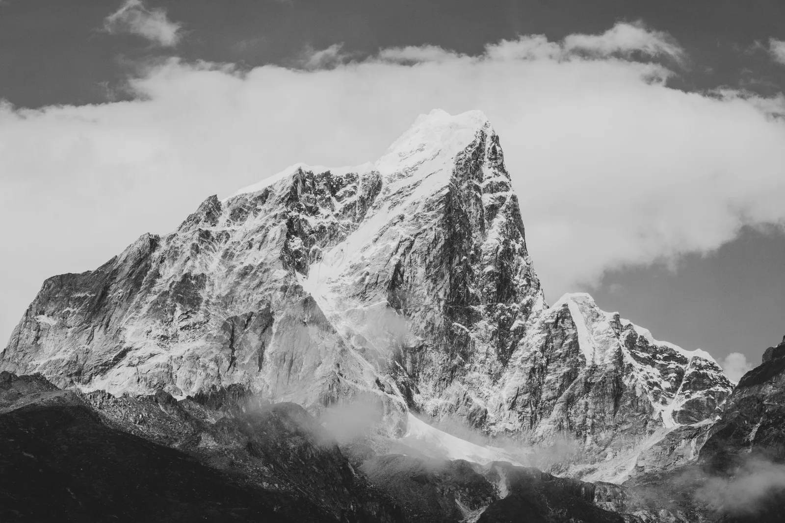 Lobuche East Peak Climbing — 16 Days