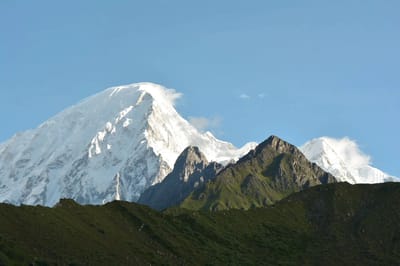 Manaslu Circuit Trek — 16 Days