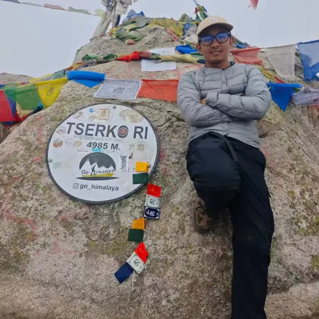 Ridge view in Langtang