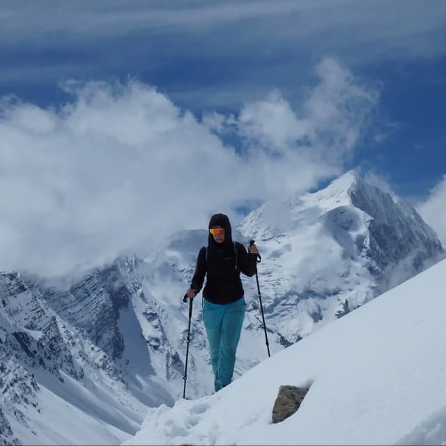Manaslu Circuit vs Everest Base Camp 2026 — Manaslu, Nepal