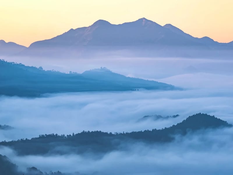 Sunrise from Bandipur on the Kathmandu to Pokhara road