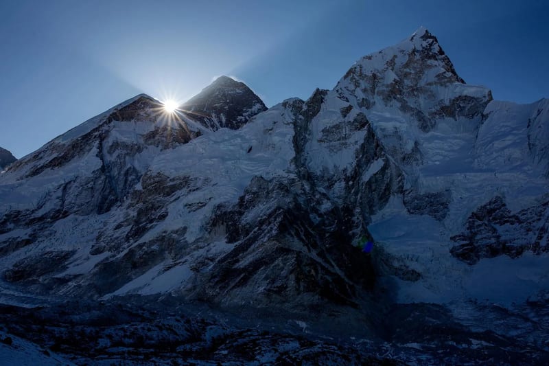 Sunrise over Everest seen from Kala Patthar